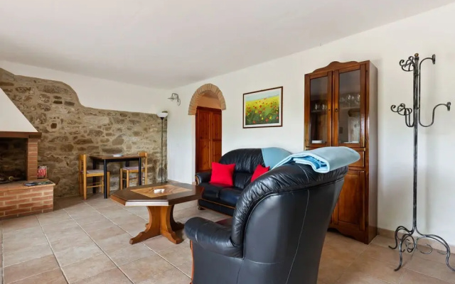 Beautiful Holiday Home in Chianti With Swimming Pool
