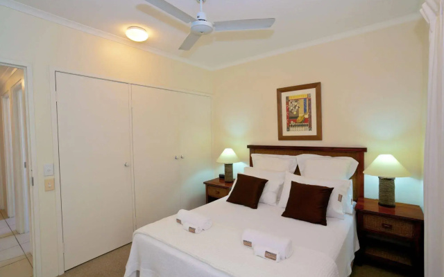 Riviera Noosa Resort