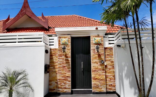 Отель Inaya Pool Villa Rawai вид на фасад