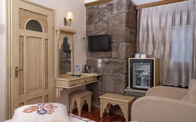 Assos Nazlihan Hotel