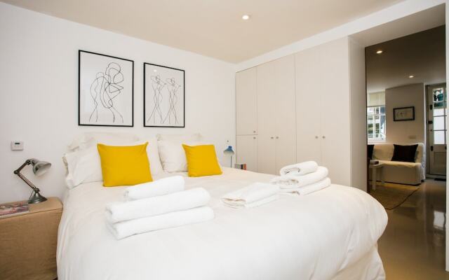 Отель 2 Bed Flat Near Kensington Gardens Великобритания, Лондон - отзывы, цены и фото номеров - забронировать отель 2 Bed Flat Near Kensington Gardens онлайн комната для гостей