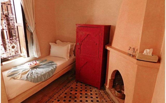 Riad La Rose Dorient
