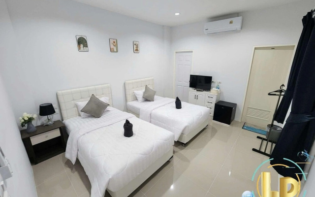 DA Airport Hotel