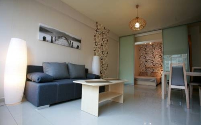 City Deluxe Apartments