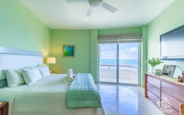 Puerta Al Mar - Penthouse 504