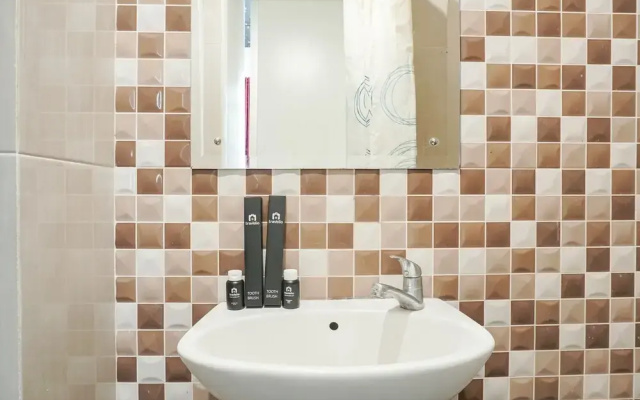 Cozy Living 1Br at Pakubuwono Terrace Apartment