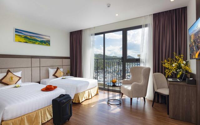 Daphovina Hotel Нячанг комната для гостей