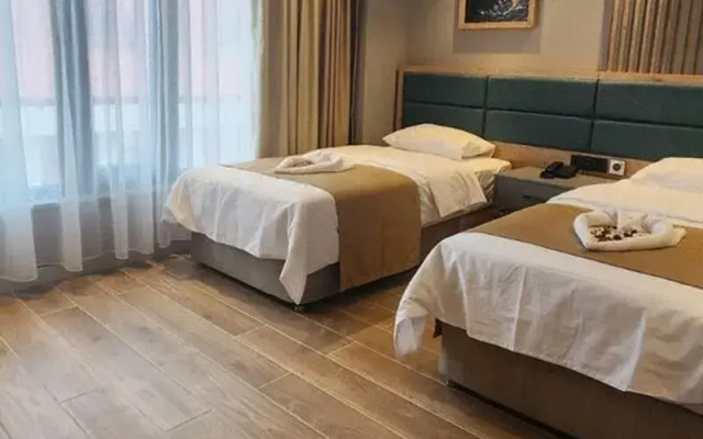 Lion Hill Resort Otel