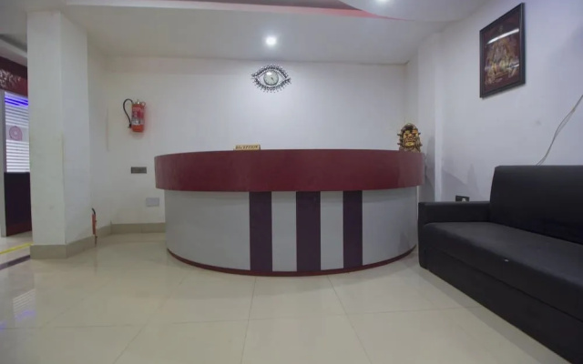 OYO 28105 Hotel Blue Sapphire