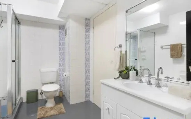 Salt & Sky Arcade- Sleeps 12