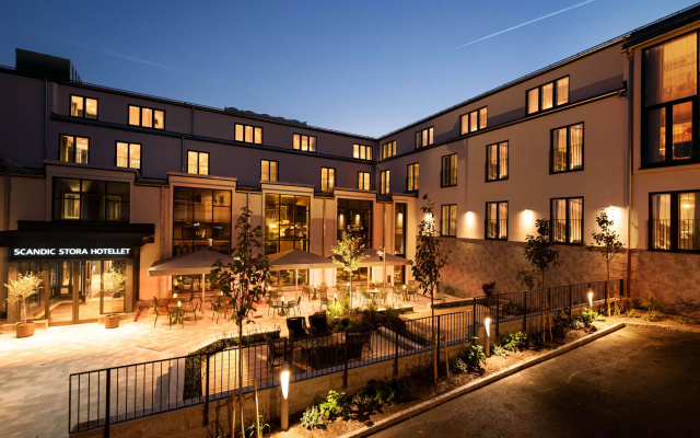hotelImage