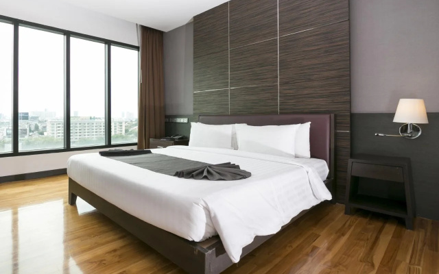 Lumen Bangkok Srinakarin