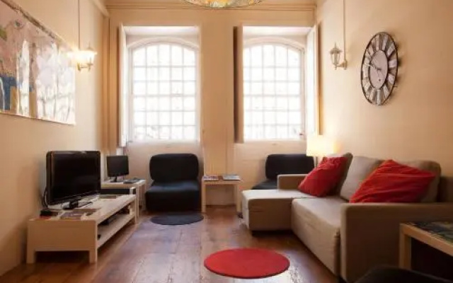 Magnólia Porto Hostel & Suites
