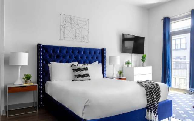 Mint House Nashville - The Gulch - 11th Ave S