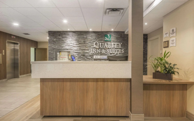 Quality Inn & Suites Downtown Windsor