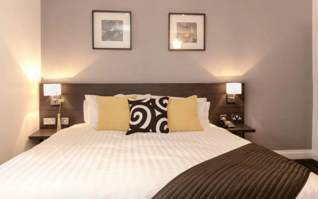 Croft Court Hotel