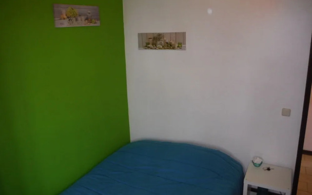 卡尔卡维罗自助乡村旅馆(Help Yourself Hostels Carcavelos Country)