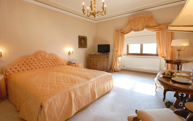 Hotel Schloss Durnstein