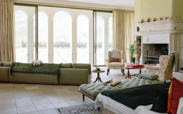 Manor House at La Roche Estate - Franschhoek