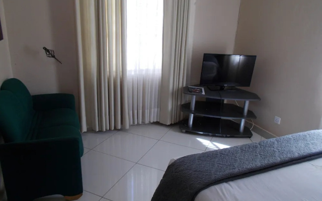 Serenity Lodge Limited