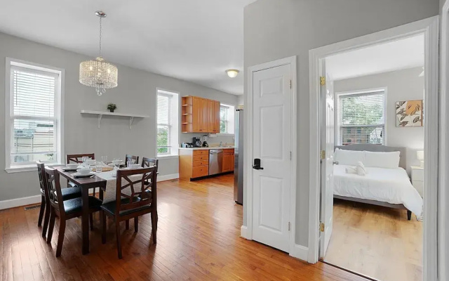 Spacious 3-Bedroom with King Bed