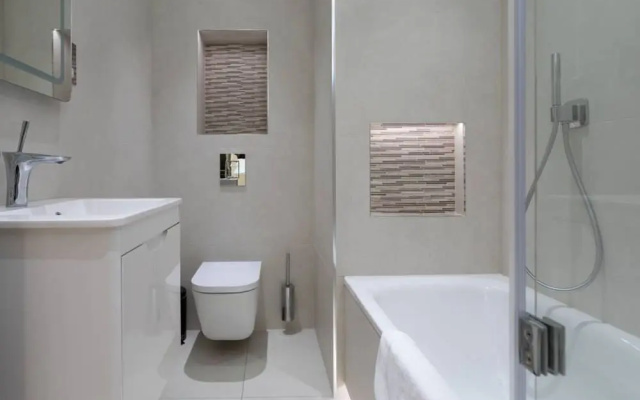 2 Bedroom Flat In Kilburn