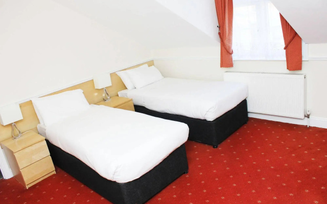 Brentwood Hotel