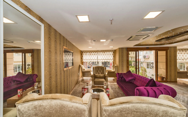 Grand Pamir Hotel