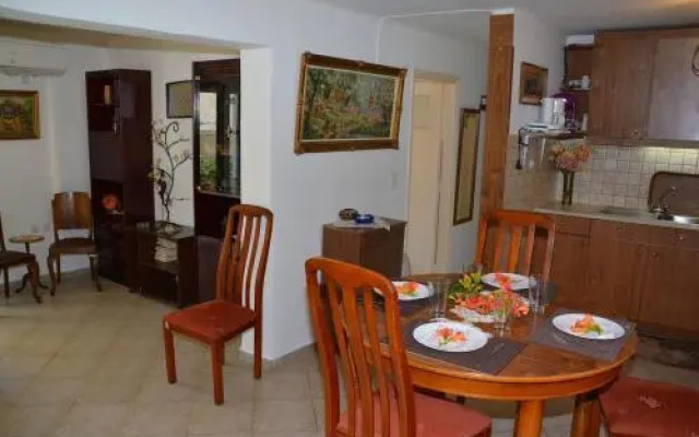 Holiday Home 3 Bedrooms - Marmari