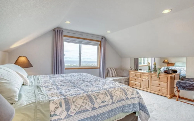 Amazing Ocean Views (MCA 448)