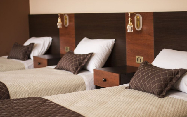 Hotel Pairumani
