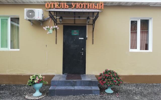 Гостиница Uyutniy вид на фасад