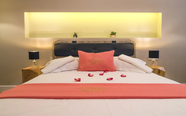 Viaggio Elegant Rooms