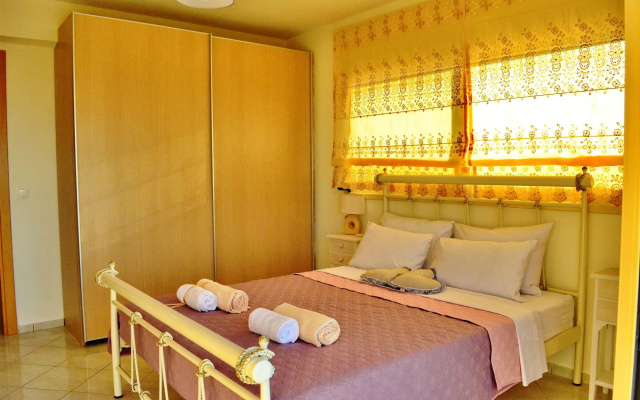 Luxury Holiday Villas Gouves