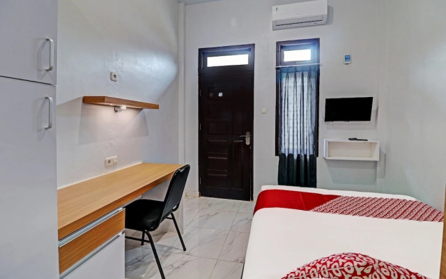 Super OYO 91497 Waskita Residence Syariah