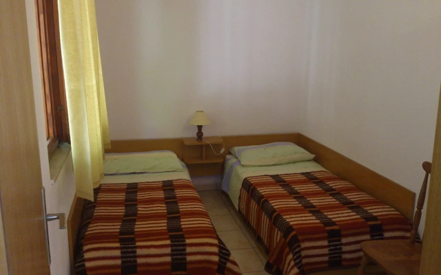Apartments Jakov