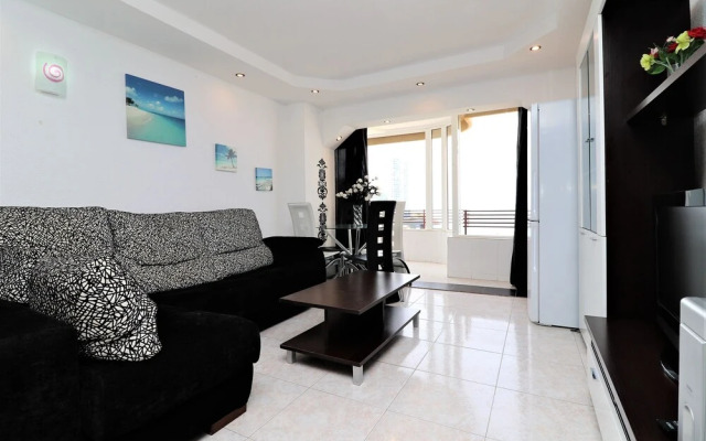 Apartamento Coblanca 8-72