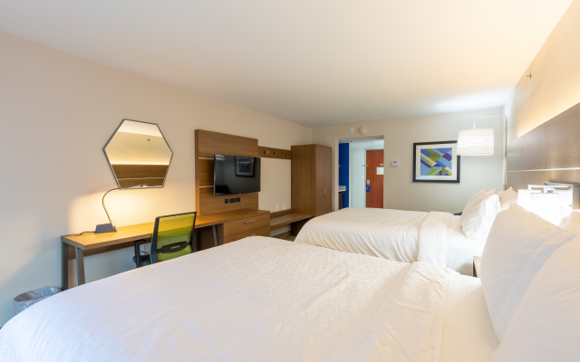 Holiday Inn Express & Suites Arlington North - Stadium Area by IHG