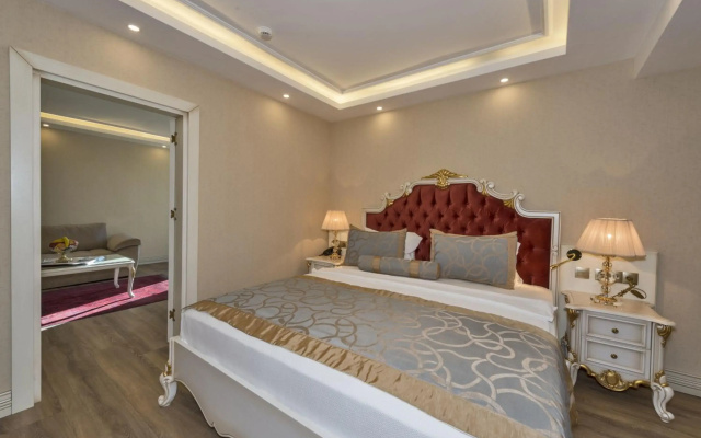 Glorious Hotel