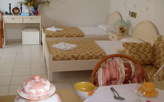 Evli Apartments