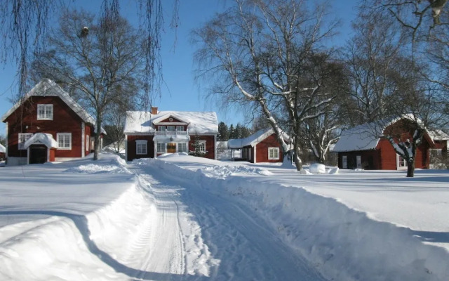 Hem Till Gården I Västerås Ab