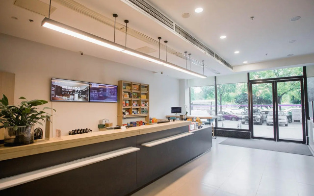 Hanting Hotel Yueyang Pipawang Highway lnterchange
