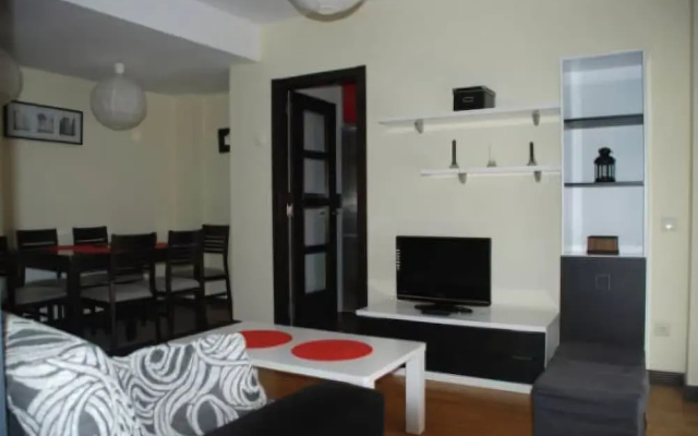Avila Flats Soterraña "Plaza del Rastro"