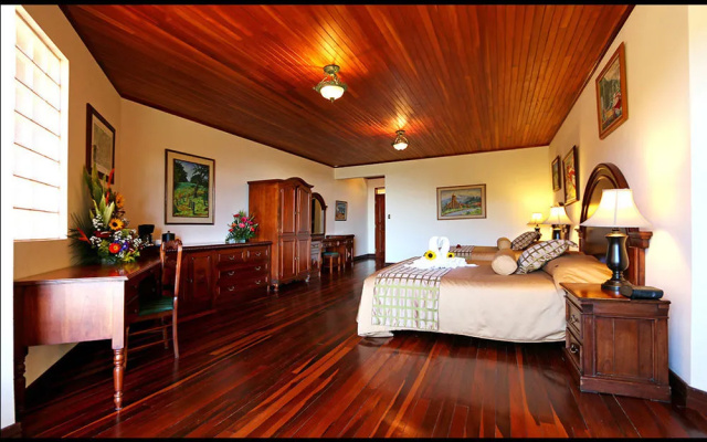 Fondavela Hotel