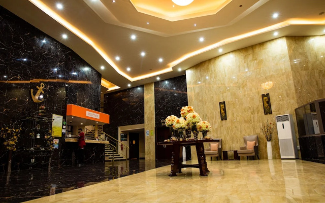 Crismon Hotel