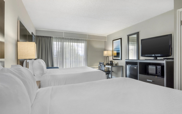 Best Western Pier Point Inn