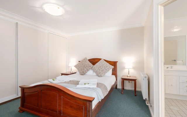 Yaraandoo Apartment