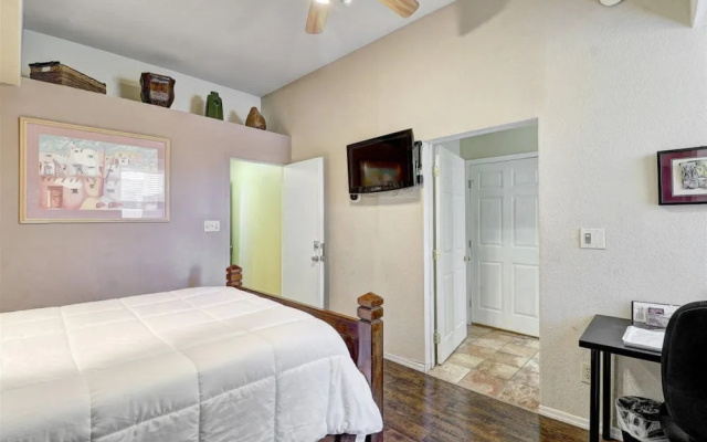 2BR Scottsdale Kierland Unit