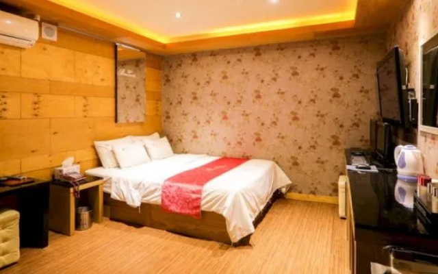 Balentine Motel