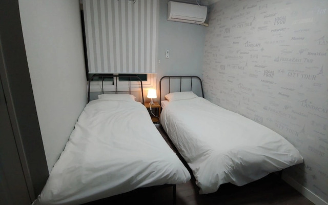 Slippers n Sippers Guesthouse